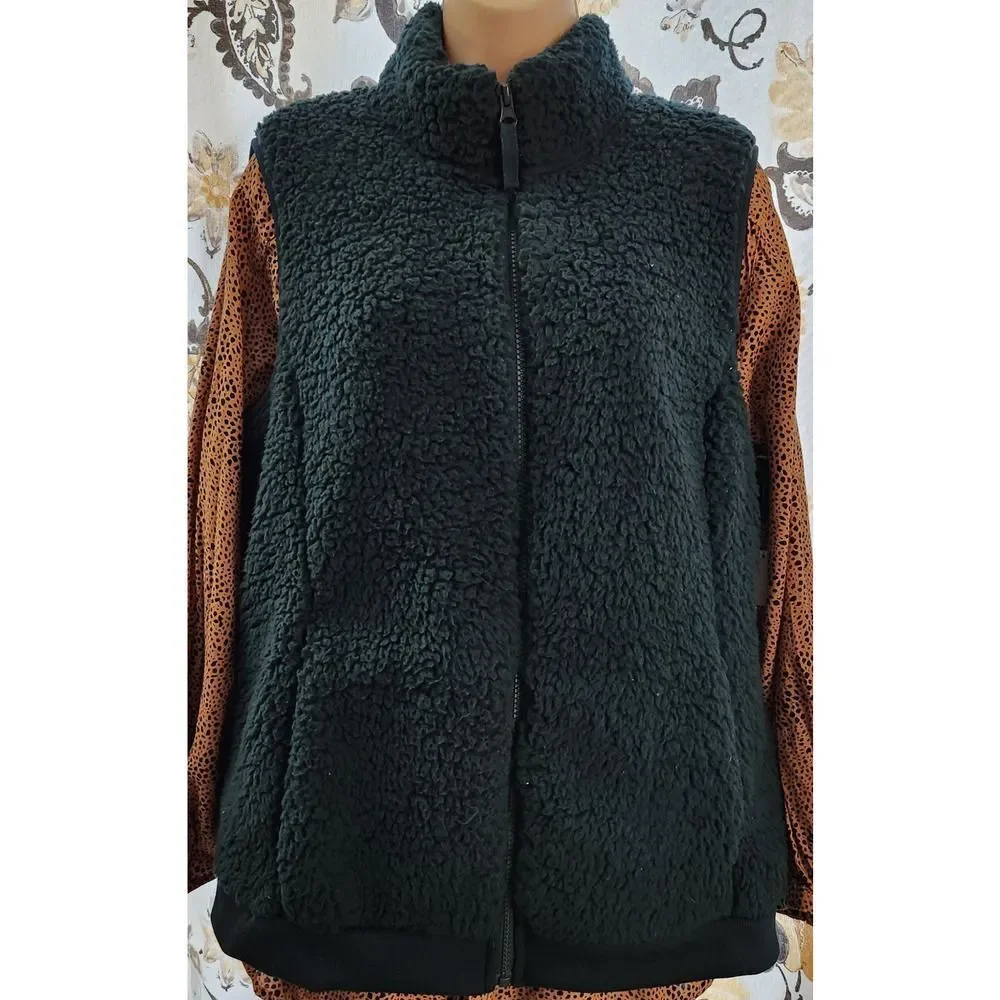 Time & Tru Sweater Vest Zip Front Women's Large Green Pockets Warm Light Weight